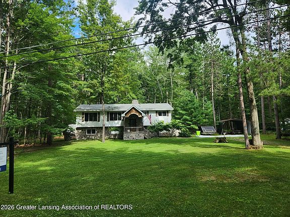 2nd image of 360 Chaney Point Dr