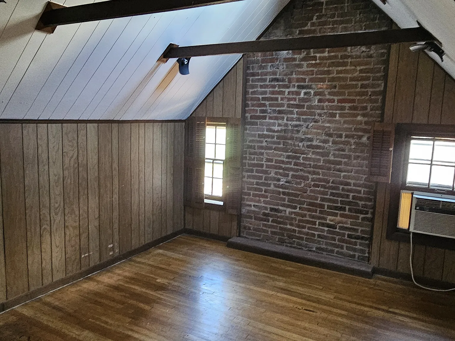 4 bed, 1500 sqft, $1,799 — Photo 4