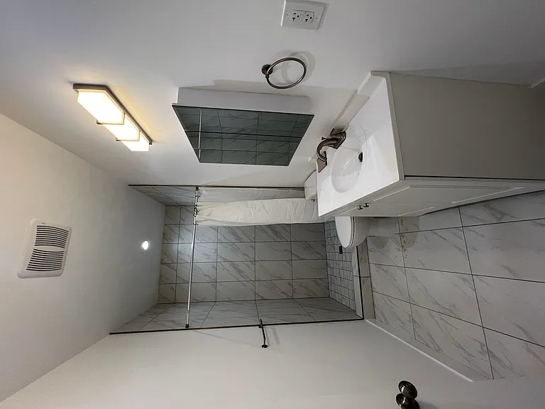 131 W 59th Pl #133-1/2 — Photo 6