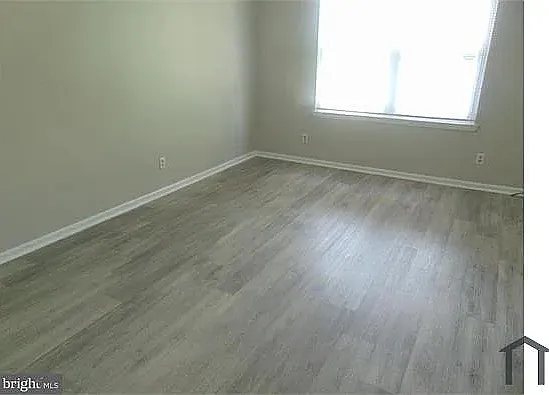 24 Hopewell Ln, Unit B — Photo 4