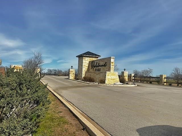 1st image of 114 Richland Park