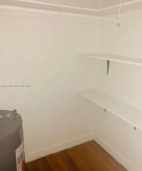 1008 E Ponce De Leon Blvd #3 — Photo 5