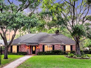10102 Del Monte Dr, Houston, TX 77042