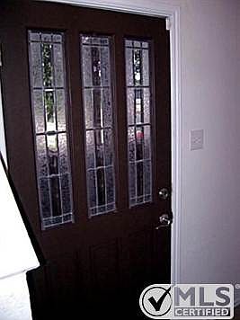 5th image of 6402 Los Altos Dr