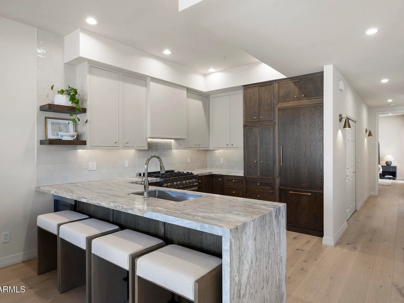 3 bed, 2.0 bath, 1426 sqft, $6,500 — Photo 4