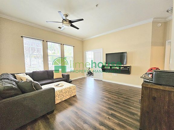 4th image of 1400 Granby St Unit 104
