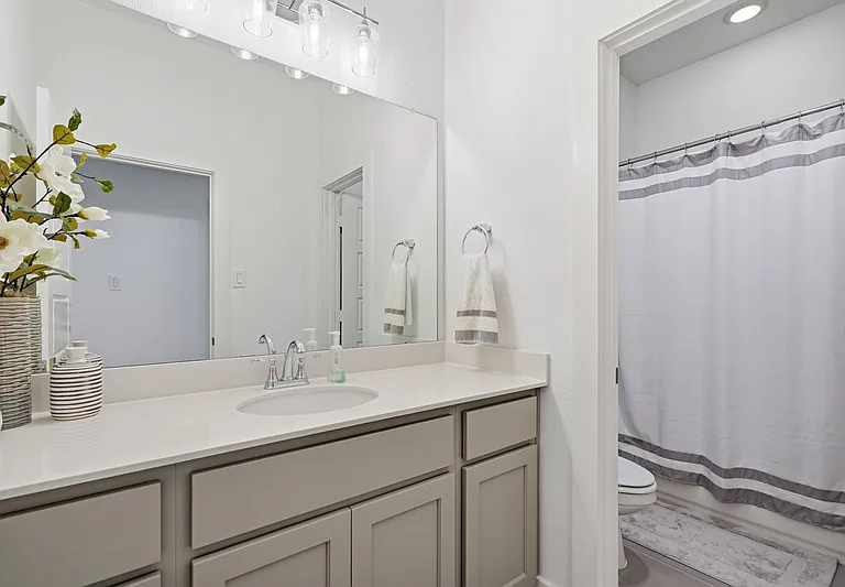 2817 Stanley Ave #1 — Photo 25