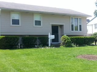 2110 Eastlawn St, Lorain, OH 44052