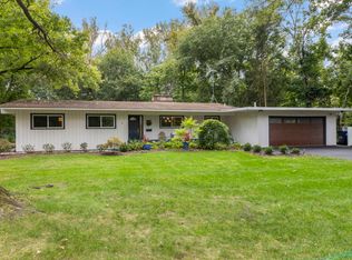60 Golden Larch Ct, Naperville, IL 60540