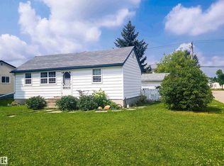 4804 49th Ave, Drayton Valley, AB T7A1J3