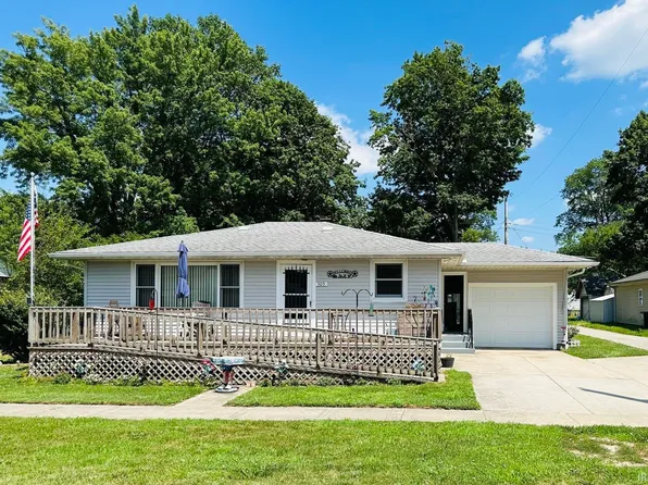 305 S Toner St, Kewanna, IN 46939