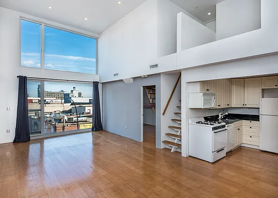 Rented by Nooklyn NYC LLC | media 13