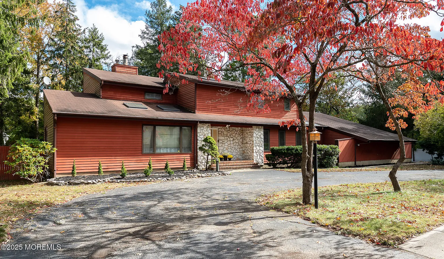 44 Shady Nook Drive photo 1