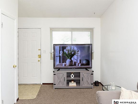 2nd image of 1124 SW 10th Cir