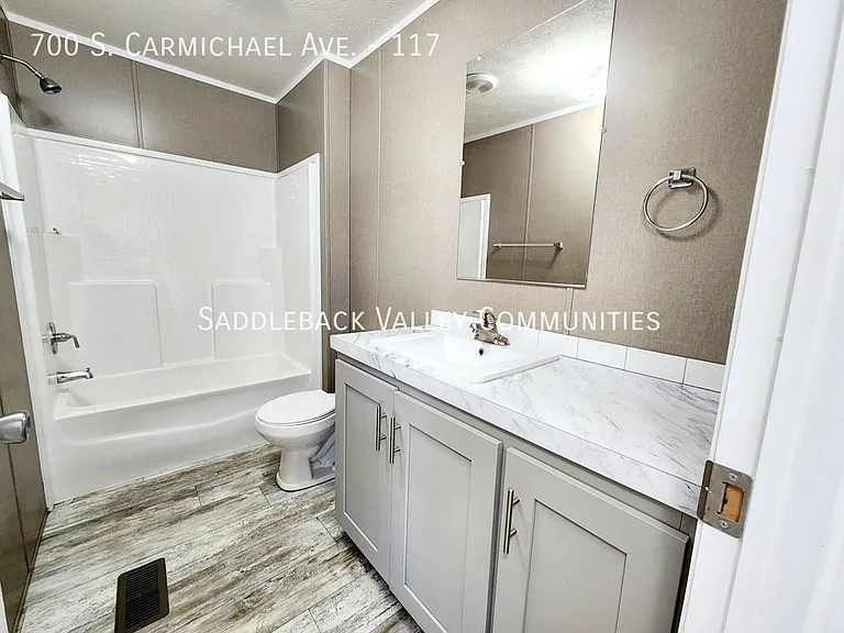 700 S Carmichael Ave #117 — Photo 7