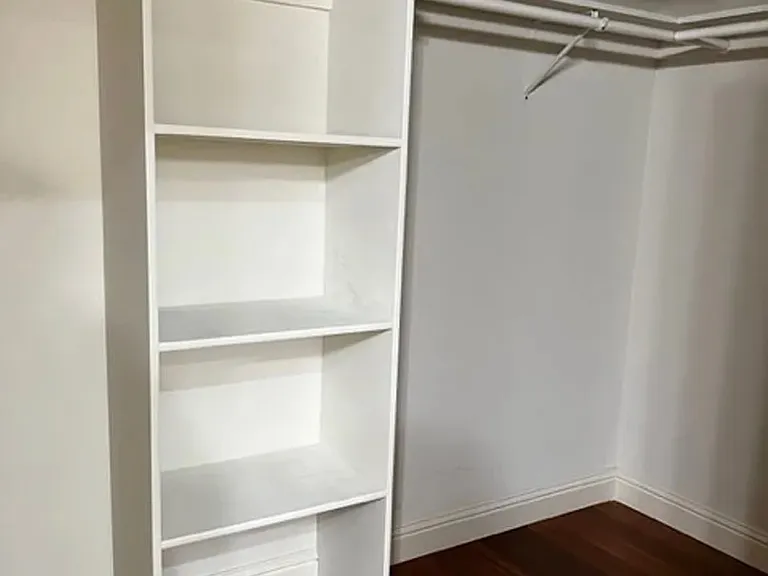 253 Sutter Crst W — Photo 12