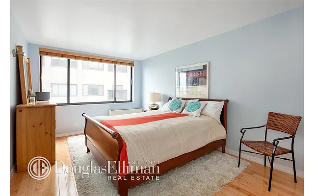 Sold by Douglas Elliman | media 23