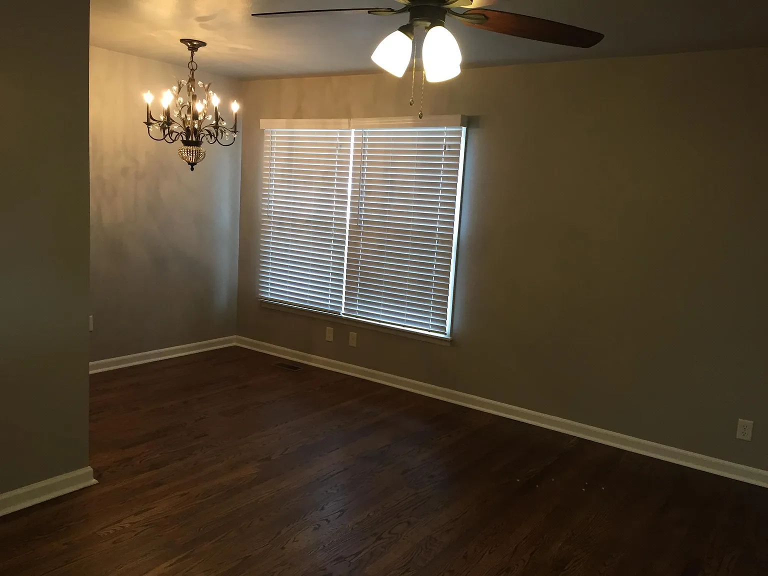 2808 Shaver Dr SW — Photo 3