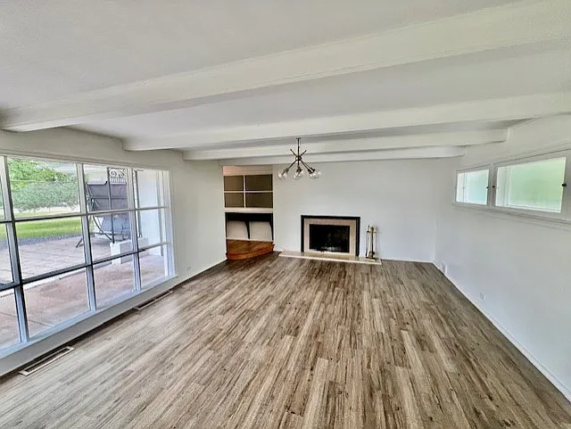 4827 Knoxville Avenue - 4827 N Knoxville Peoria IL — Photo 3