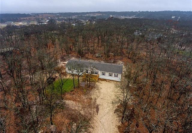 1st image of 164 Alice Springs Ln
