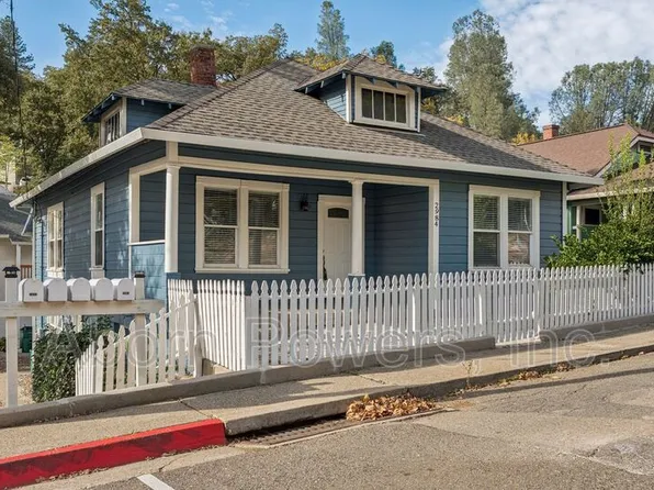 2984 Bedford Ave, Placerville, CA 95667