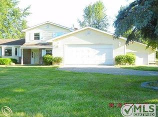 300 E Rolston Rd, Linden, MI 48451