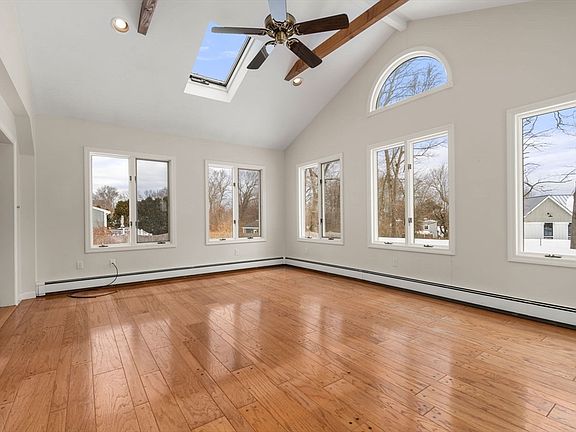 5th image of 67 Pratt Rd