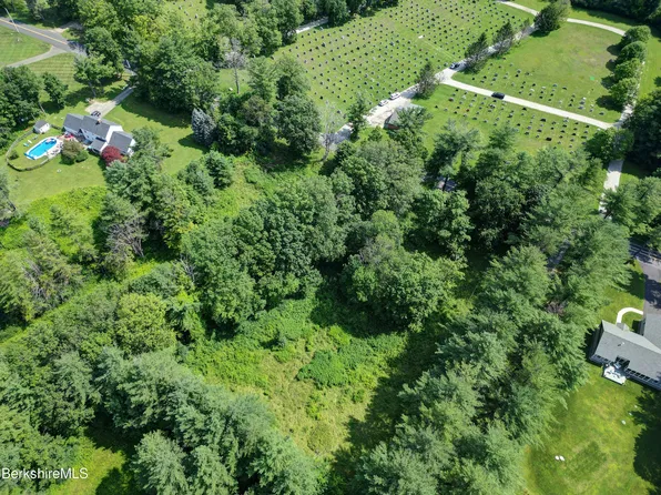 235 Spring St, Lee, MA 01238