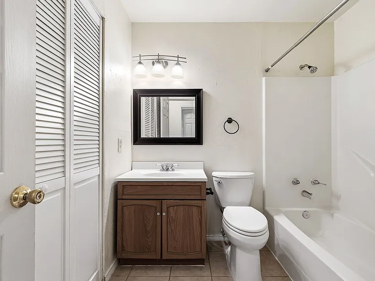 9707 Valley Crst — Photo 16