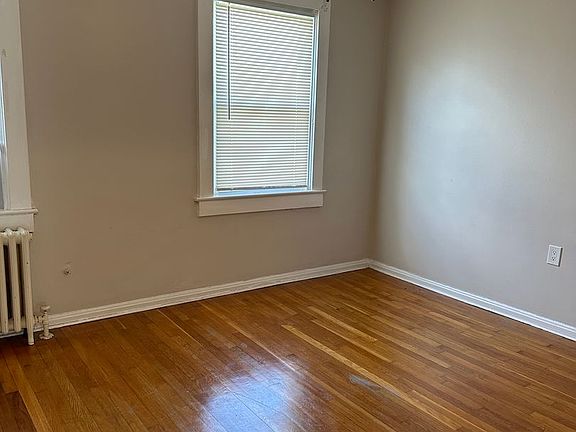 5th image of 19-49 W Bond St #47