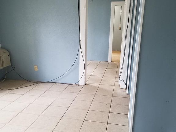 4th image of 513 W Magnolia St