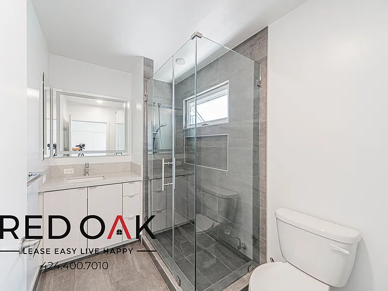 847 S Sherbourne Dr #10 — Photo 16
