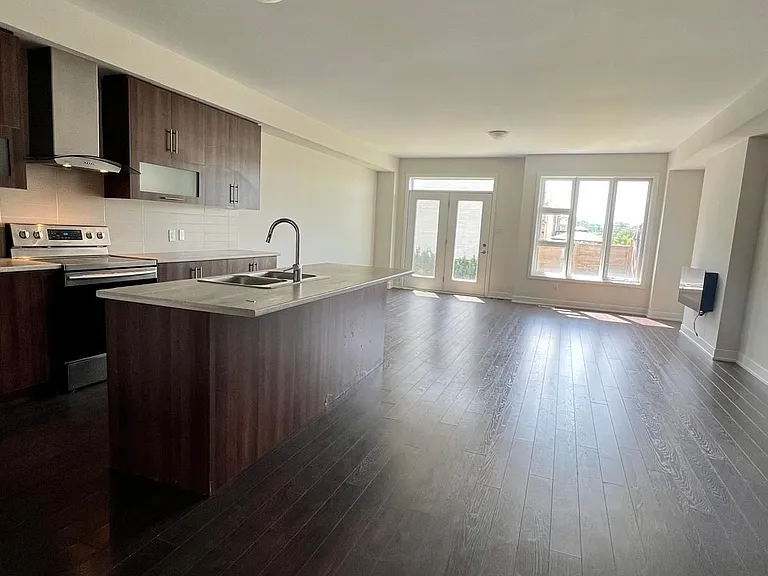 54 Donald Fleming Way — Photo 7