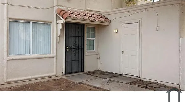 2 bed, 924 sqft, $1,300 — Photo 2