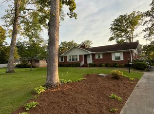 14 Albain Cir, Greenville, SC 29617