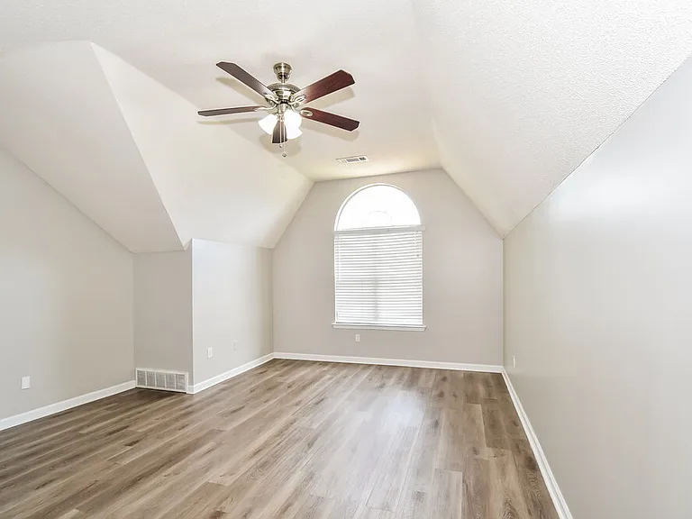 7730 Shadow Fork Ln — Photo 15