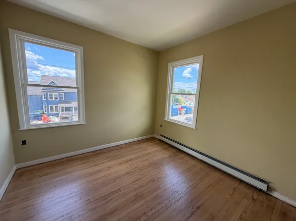 399 Port Richmond Ave, Staten Island, NY