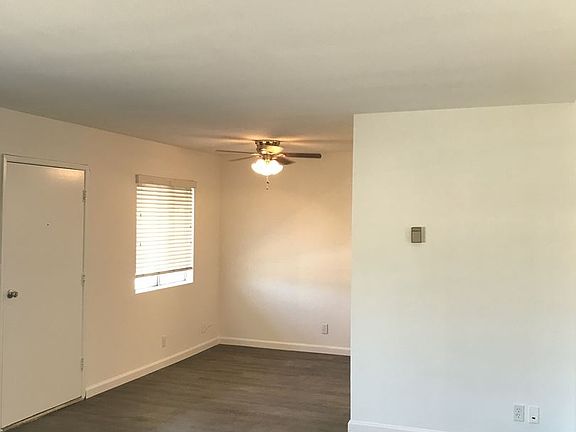 5th image of 15735 Blaine Ave APT 9
