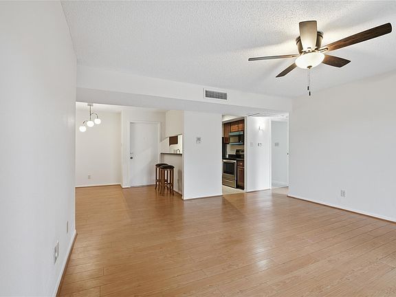3rd image of 10110 Forum West Dr APT 321