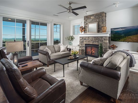 5th image of 188 Ramblestone Terrace #203A