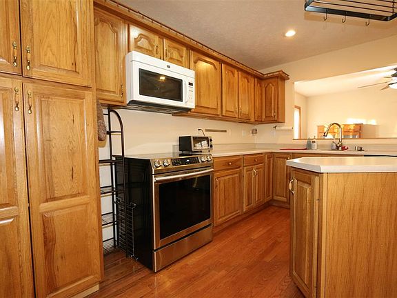 4th image of 91 Township Road 1306