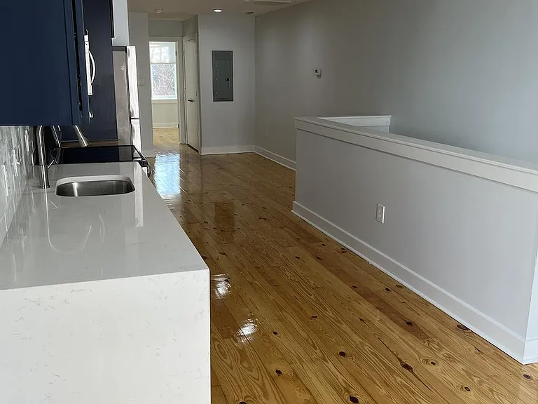 2127 Christian St #3 — Photo 21
