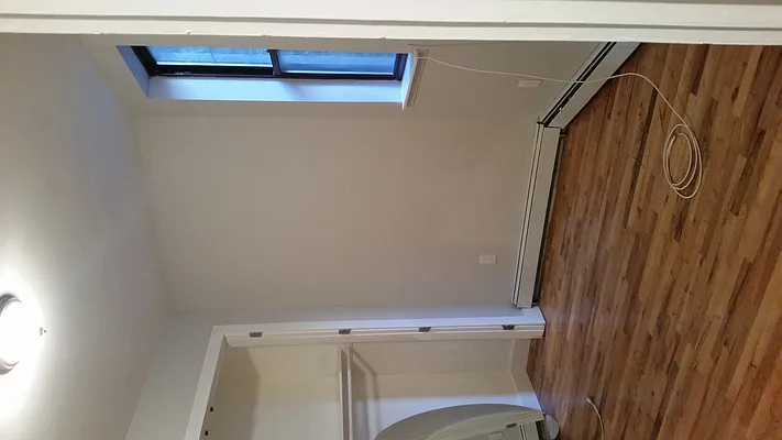 Rented by Nooklyn NYC LLC | media 45