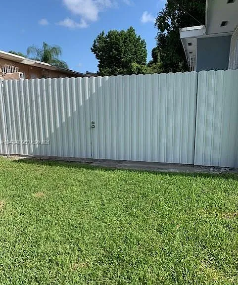 2194 NW 18th Ter #0 — Photo 16