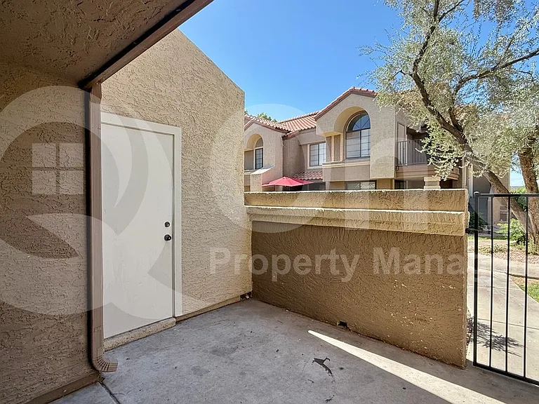 1905 E University Dr #F124 — Photo 17