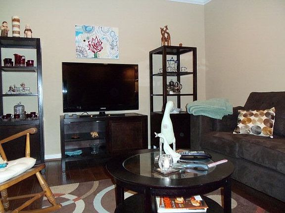 2nd image of 1726 Broadway St APT C15