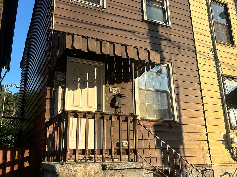 2nd image of 2101 S 18th St