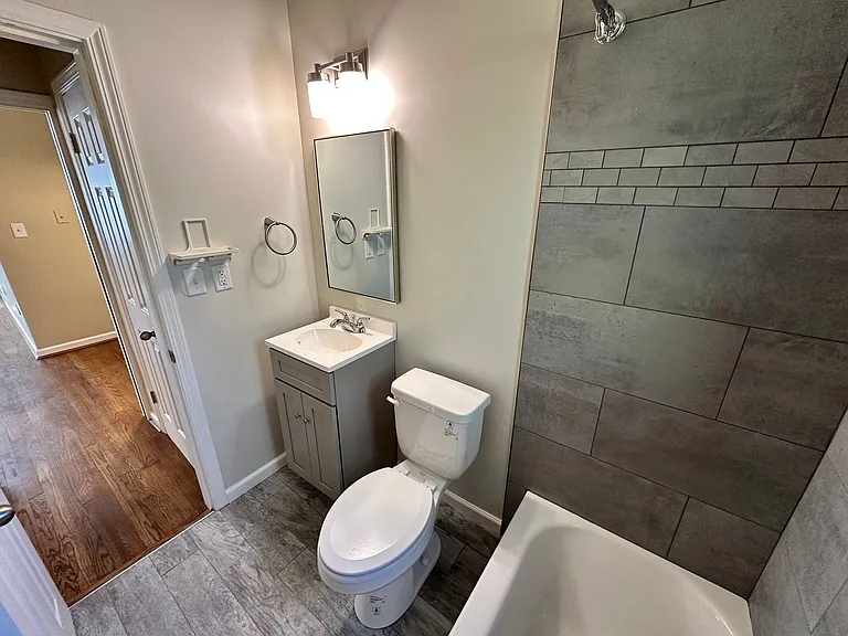 1597 Clio Ave — Photo 9