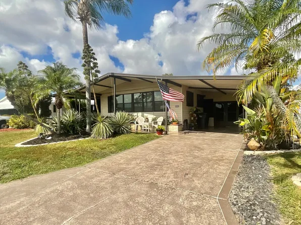 8108 Lakeshore Dr, Ellenton, FL 34222