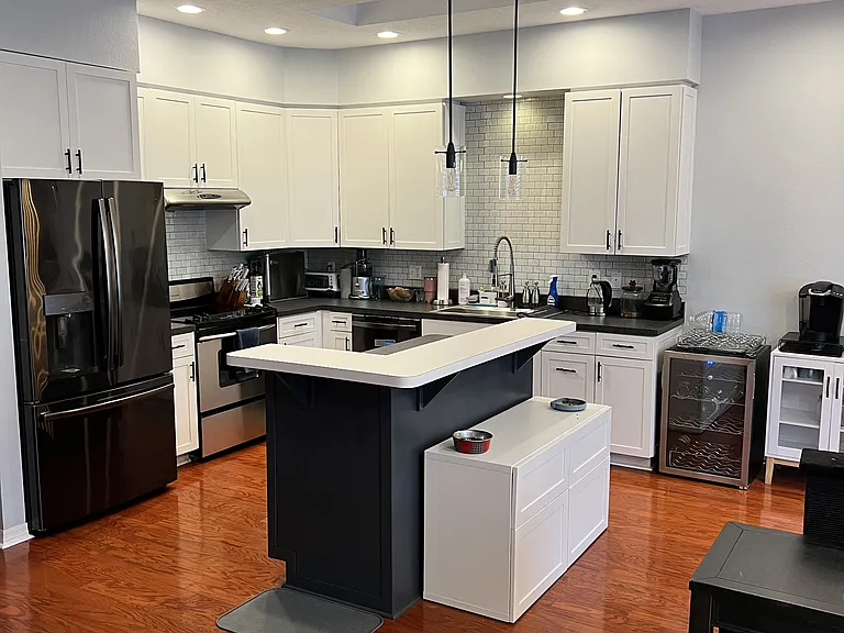 2900 W Azeele St #M — Photo 5